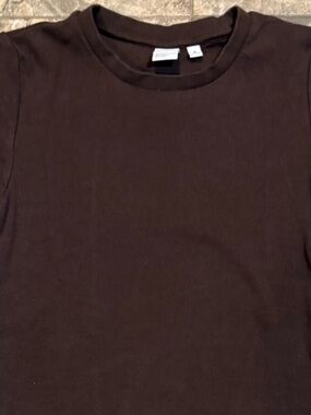 Aritzia homestretchClassic Crewneck Women’s Top in Dark Brown